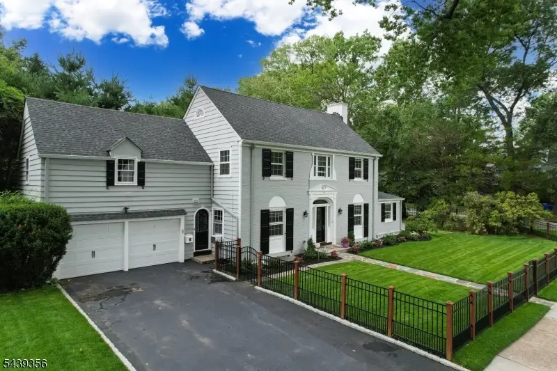 12 Marquette Rd, Upper Montclair, NJ 07043 - #3