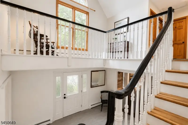 4 Davenport Rd, Newfoundland, NJ 07435 - #3