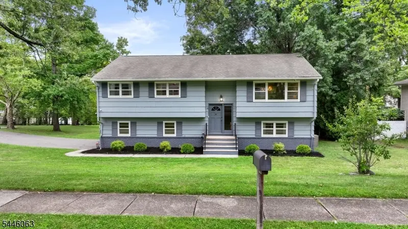 5 Rockaway Pl, Parsippany, NJ 07054 - #1