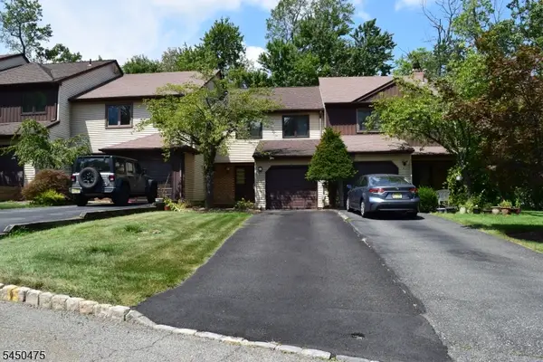 67 Patriots Rd, Parsippany-Troy Hills Twp., NJ 07950