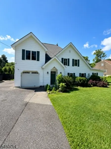44 Old Smalleytown Rd, Warren, NJ 07059 - #1