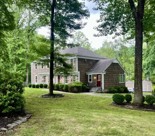 10 Campbells Brook Rd, Readington Twp., NJ 08889