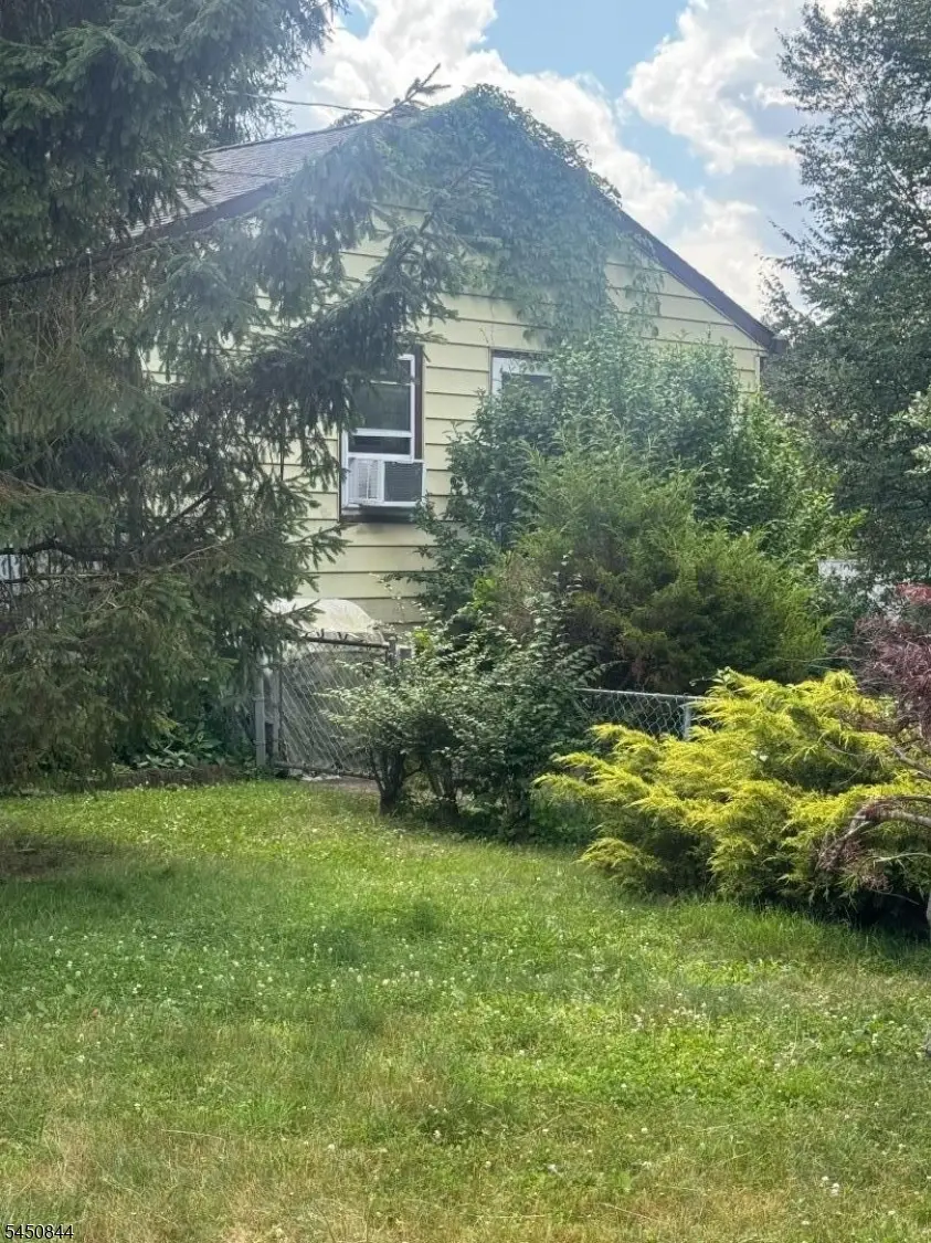 30 Terrence Ave, Lake Hopatcong, NJ 07849 - #3