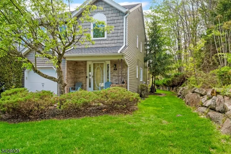94 Edgefield Dr, Parsippany Troy Hills, NJ 07950 - #1