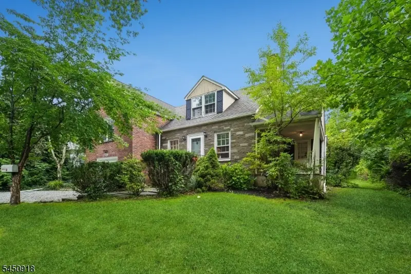 219 Ashland Rd, Summit, NJ 07901 - #3