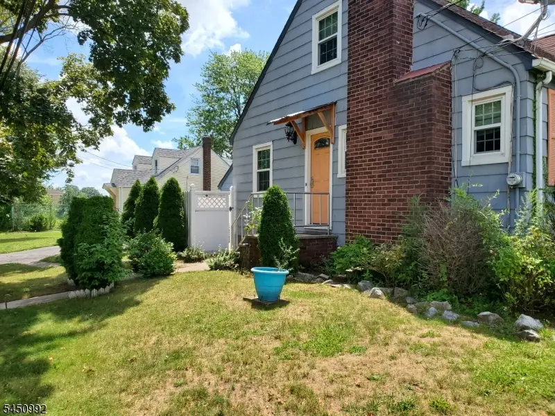 164 W Grant Ave, Roselle Park, NJ 07204 - #3