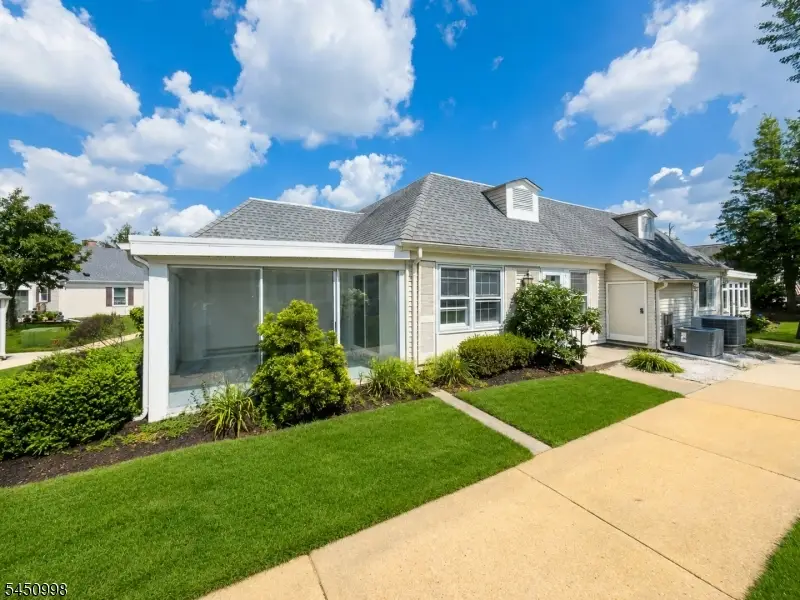 140A Plymouth Ln, Monroe, NJ 08831 - #2