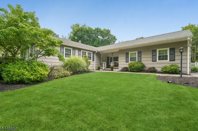 5 Pletcher Pl, Morris, NJ 07960 - #1