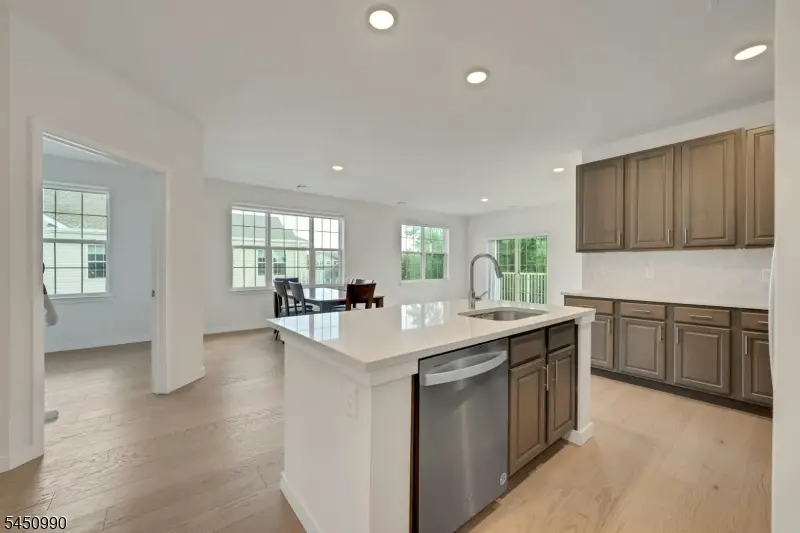 644 Lorhan Dr #644, Piscataway, NJ 08854 - #3