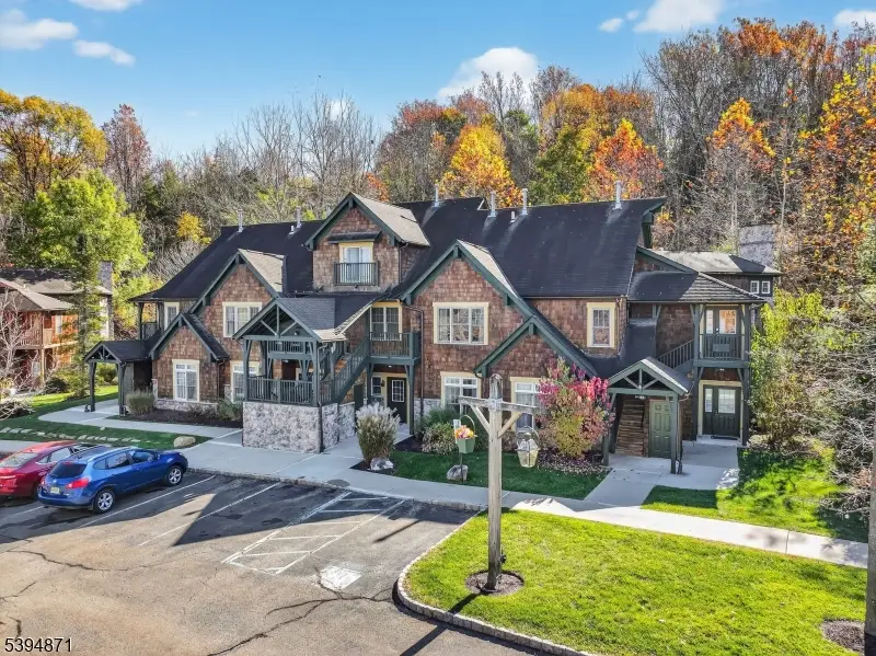 10 Pine Cres Unit 21 #21, Vernon Center, NJ 07462 - #3