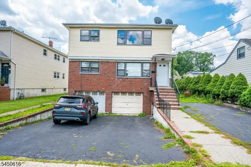 183 Laurel Ave, Vauxhall, NJ 07083 - #1