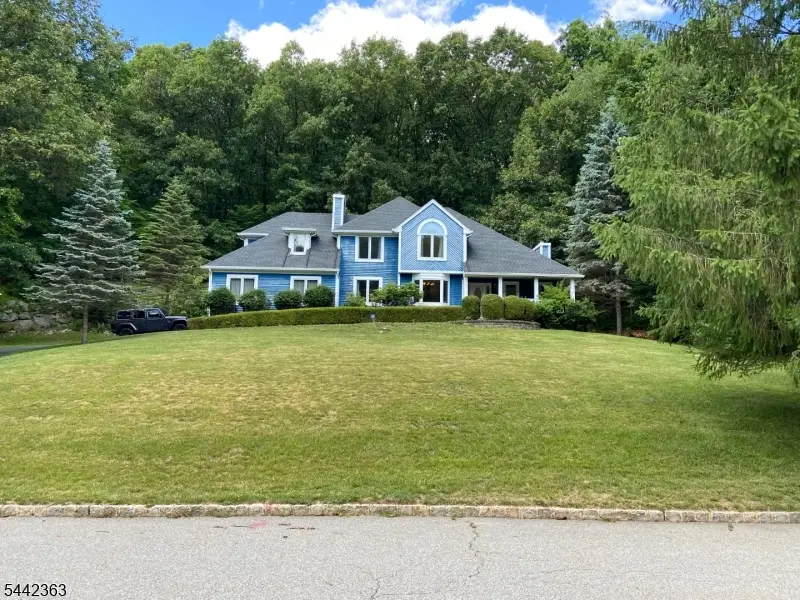39 Radcliffe Dr, Sparta, NJ 07871 - #3