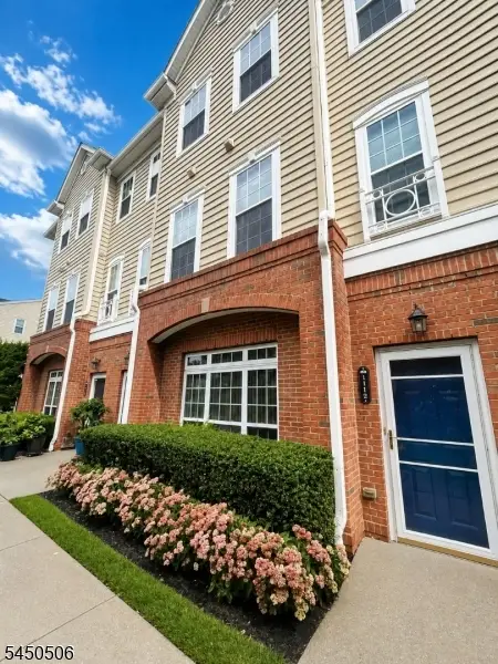 1112 Hamilton St, Belleville, NJ 07109 - #1