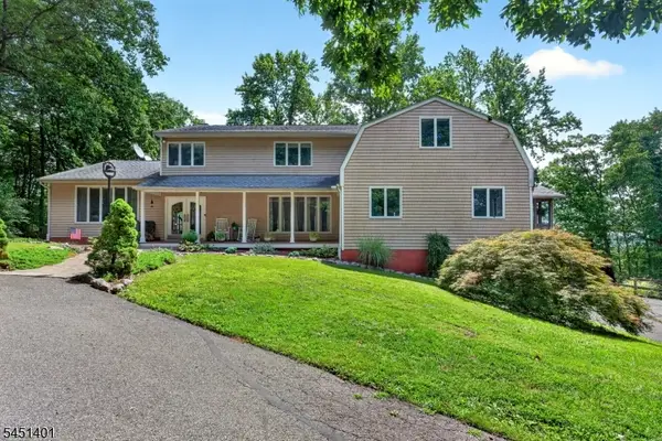 5 Beechwood Lane, Blairstown Twp., NJ 07832