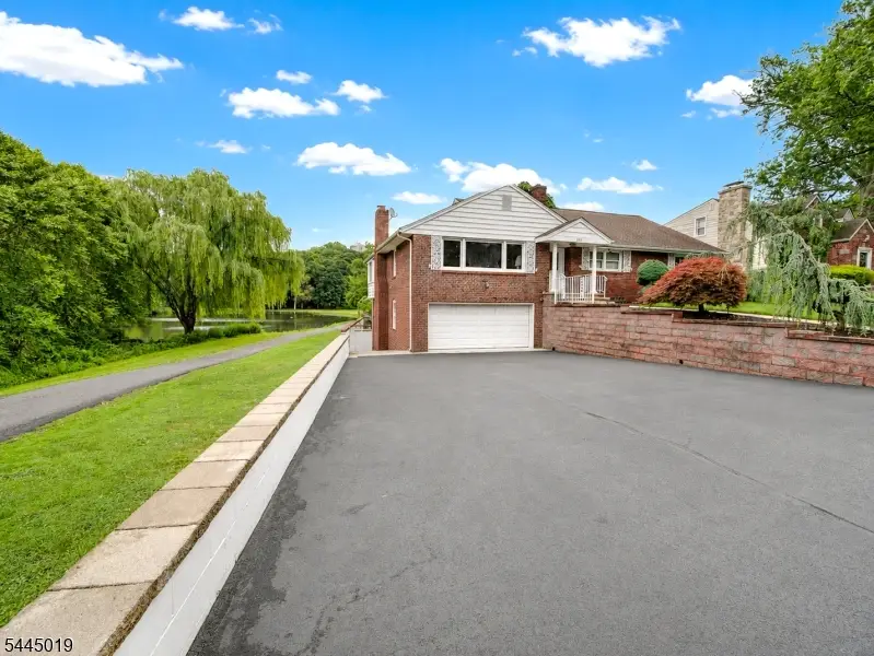 441 N 15th St, Kenilworth, NJ 07033 - #3