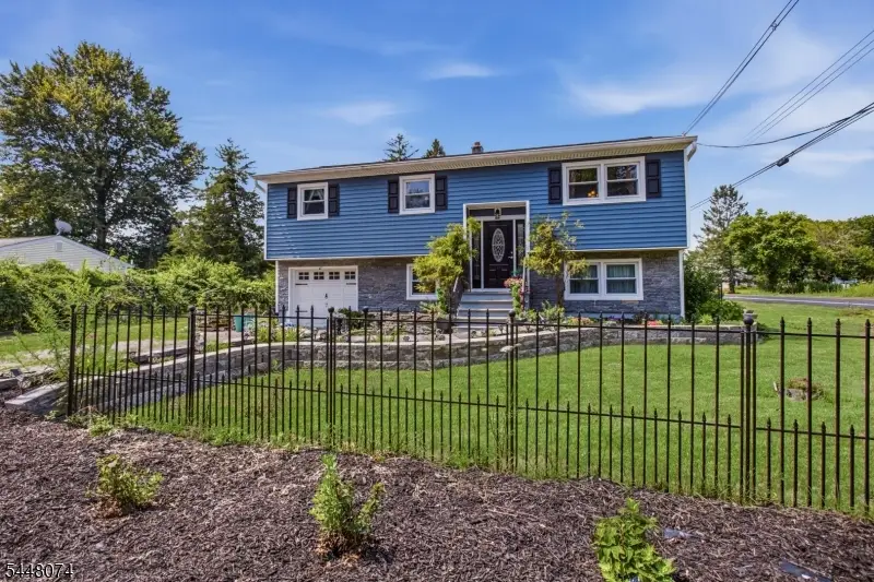 2 Scenic Dr, Green, NJ 07821 - #1
