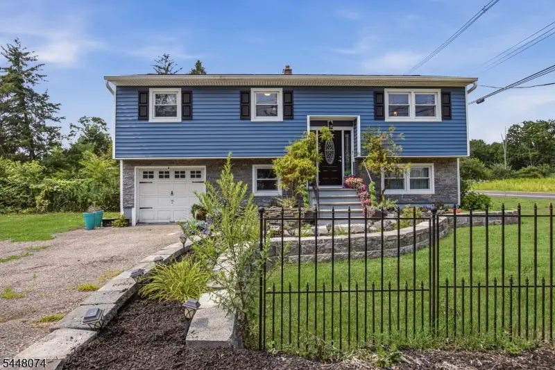 2 Scenic Dr, Green, NJ 07821 - #3