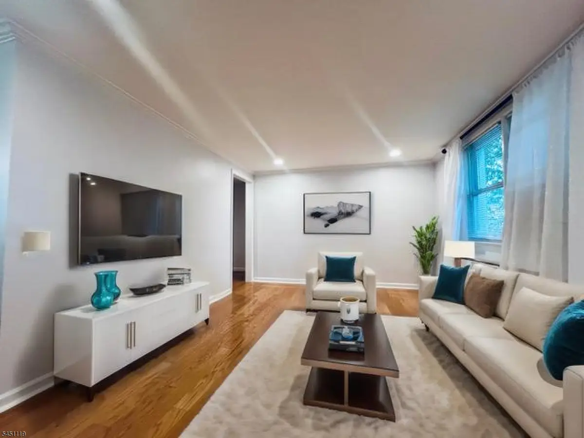 519 Brooklawn Ave #H2, Roselle, NJ 07203 - #1