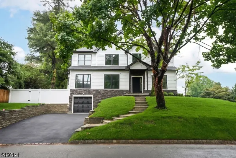 209 Central Ave, Mountainside, NJ 07092 - #1