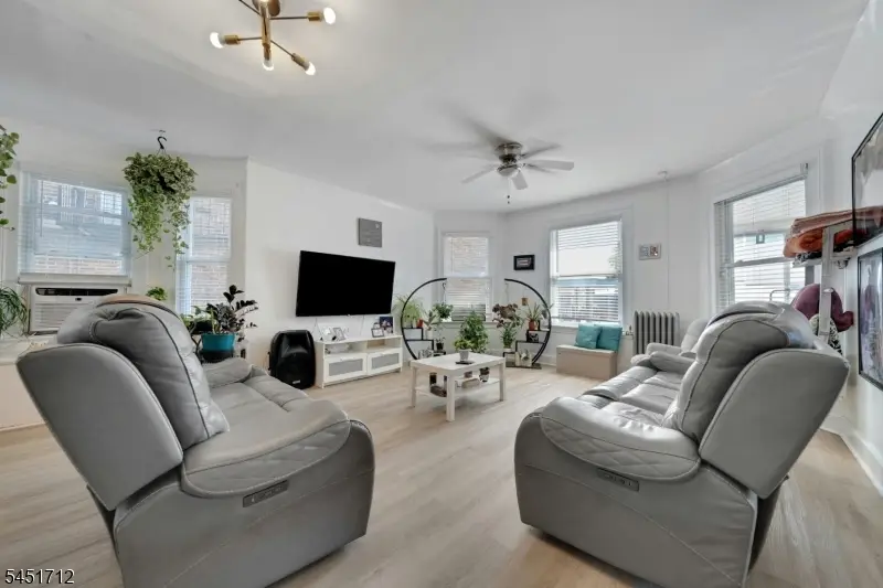 127 N 16th St, East Orange, NJ 07017 - #3