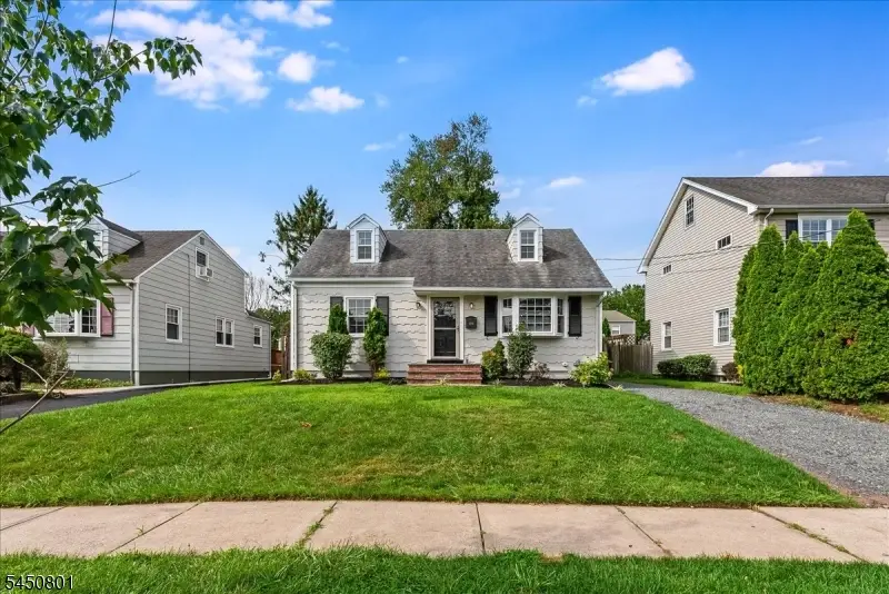 1018 Grandview Ave, Westfield, NJ 07090 - #2