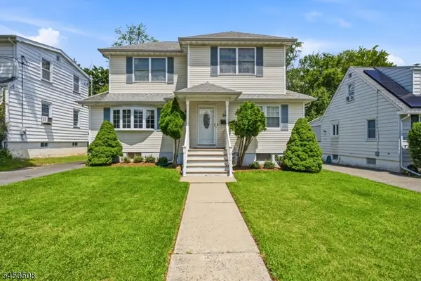 28 Kenz Ter, West Orange Twp., NJ 07052