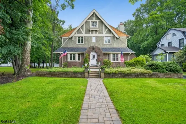 1041 Kenyon Ave, Plainfield City, NJ 07060