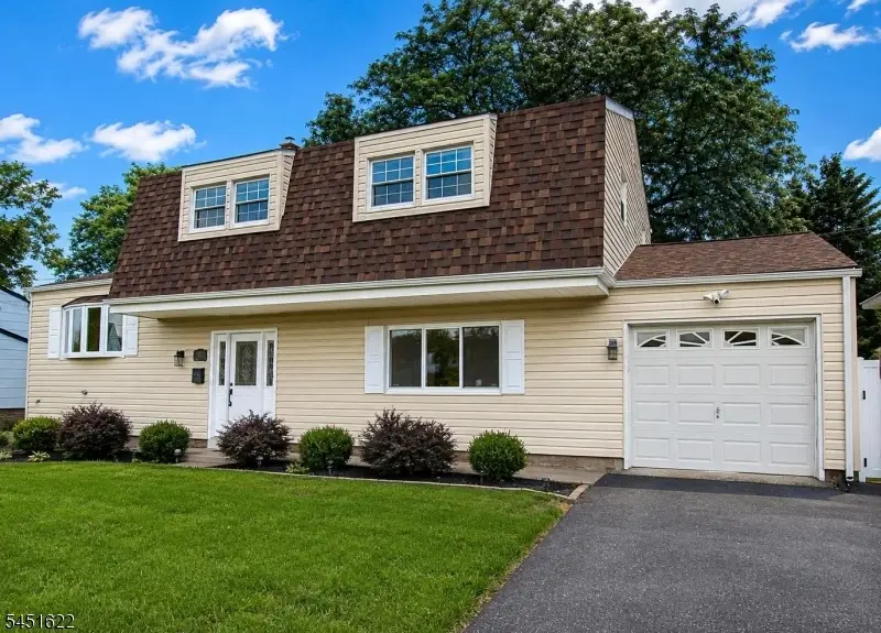 13 Patton Dr, Franklin, NJ 08873 - #2