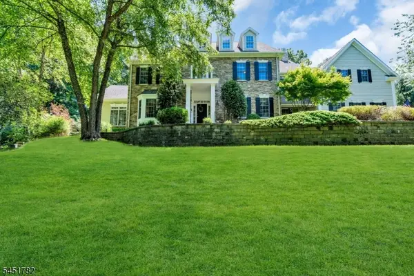 49 Parker Rd, Chester Twp., NJ 07930