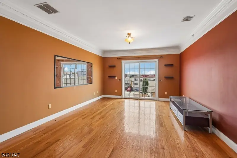 411-419 Chestnut St #3B, Newark, NJ 07105 - #2