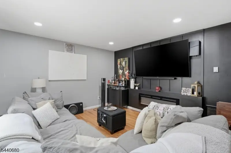 312 Littleton Ave, Newark, NJ 07103 - #3