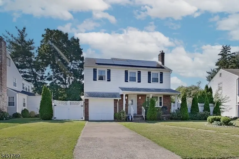 112 Elmwood Dr, Elmwood Park, NJ 07407 - #2