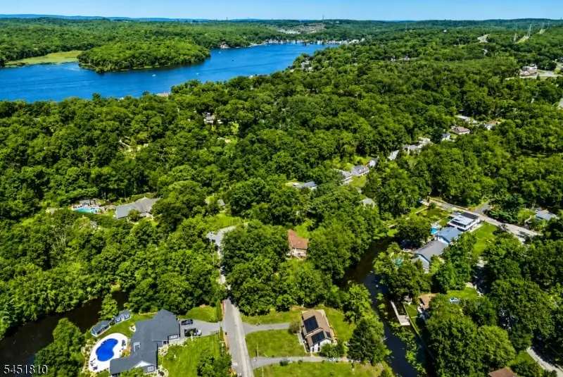 5 Three Rivers Drive, Lake Hopatcong, NJ 07849 - #3