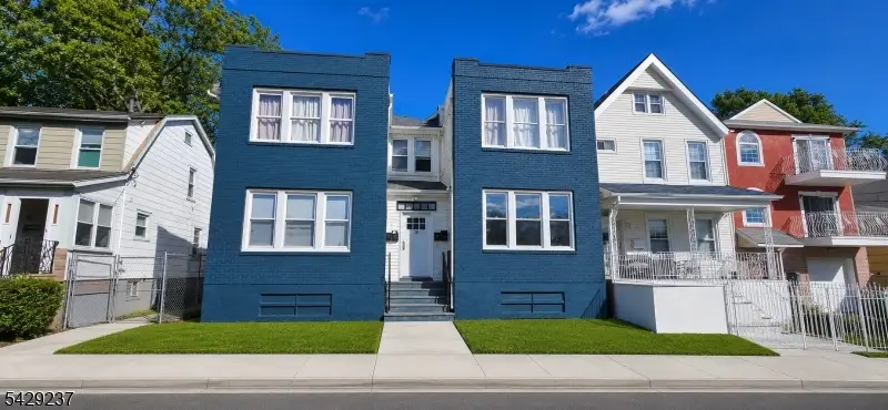 16-18 Boylan St, Newark, NJ 07106 - #1
