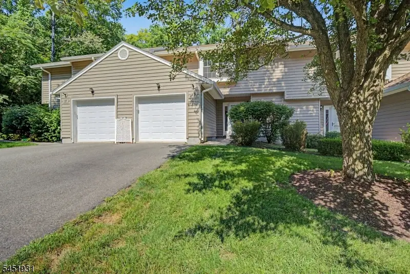 25 Pelican Pt, Hampton, NJ 07860 - #1
