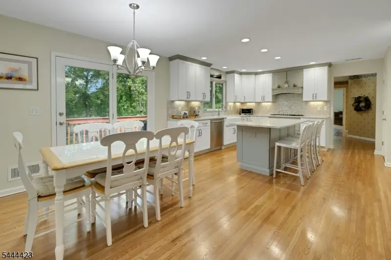 64 Nicole Dr, Denville, NJ 07834 - #3