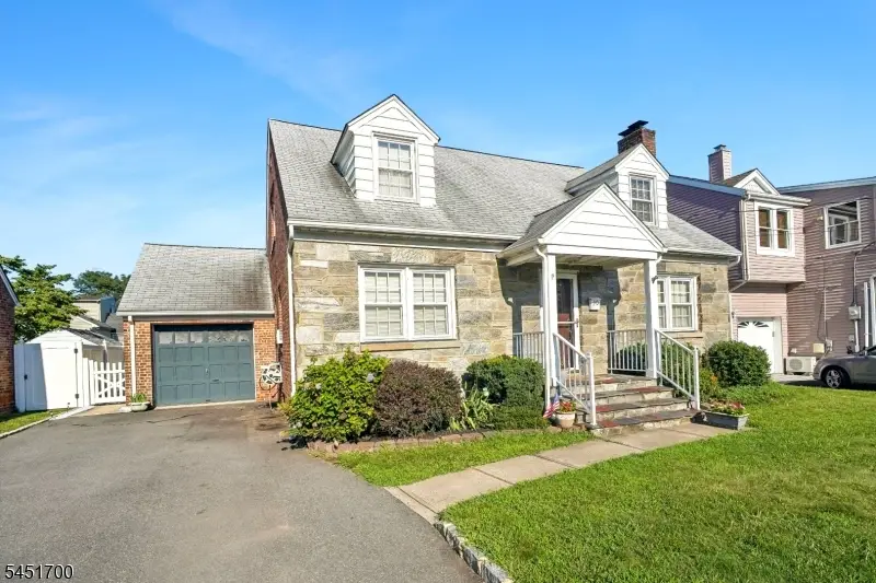 20 S 18th St, Kenilworth, NJ 07033 - #2