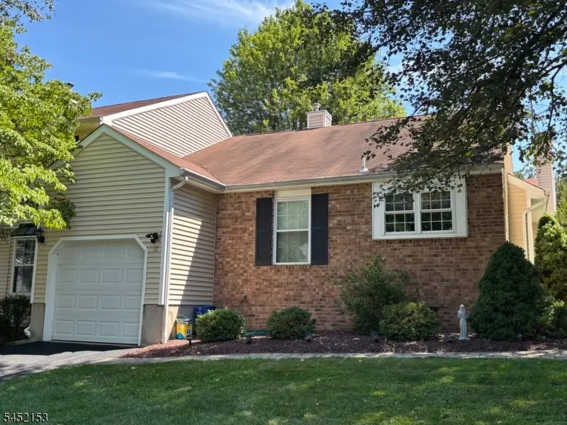17 Choctaw Ridge Rd, Branchburg, NJ 08876 - #1