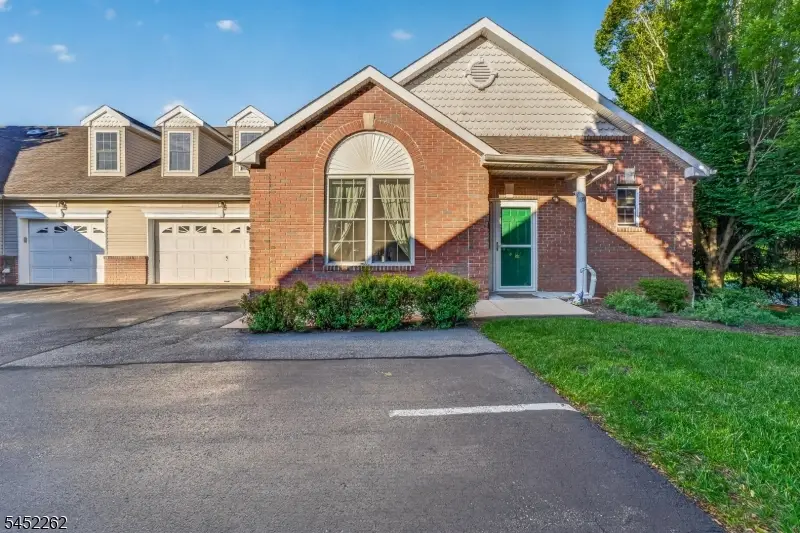 5 Indian Plantation St, Flemington, NJ 08822 - #2