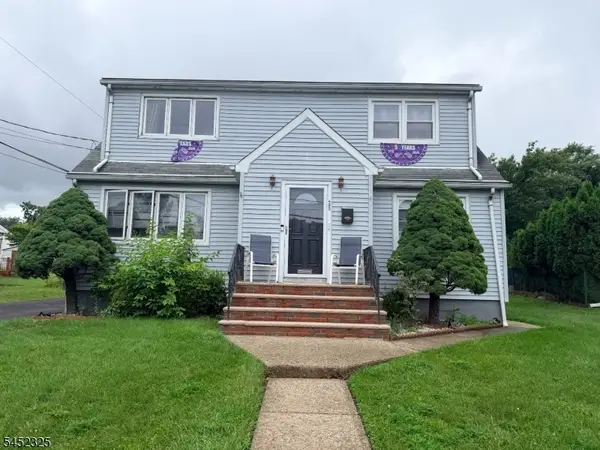 25 Lyall Rd, Clifton City, NJ 07012