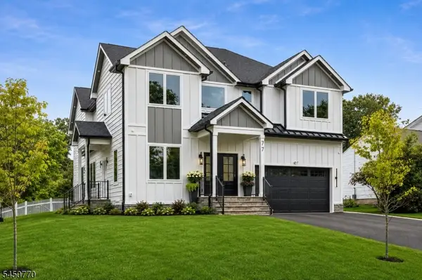 77 Elmwood Dr, Livingston Twp., NJ 07039