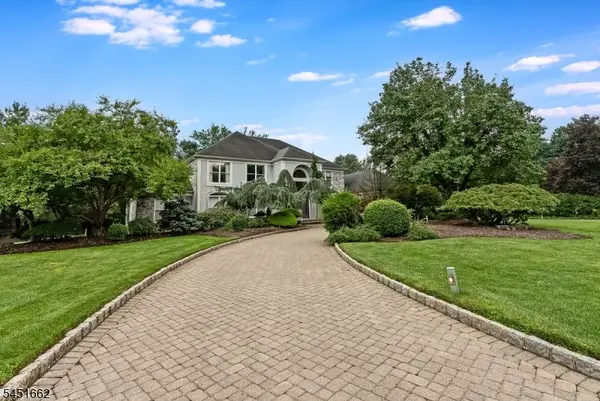 31 Blackbirch Rd, Scotch Plains Twp., NJ 07076