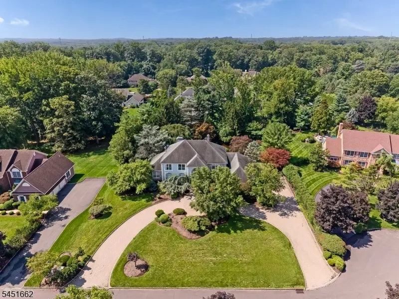 31 Blackbirch Rd, Scotch Plains, NJ 07076 - #2