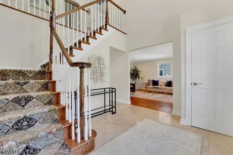 49 Hall Dr, Clark, NJ 07066 - #3