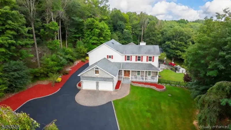 200 Longhouse Dr, Upper Greenwood Lake, NJ 07421 - #3
