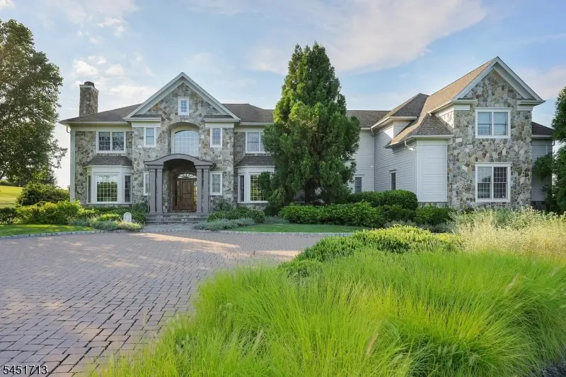 25 Tall Timber Ln, Bernards, NJ 07920 - #2