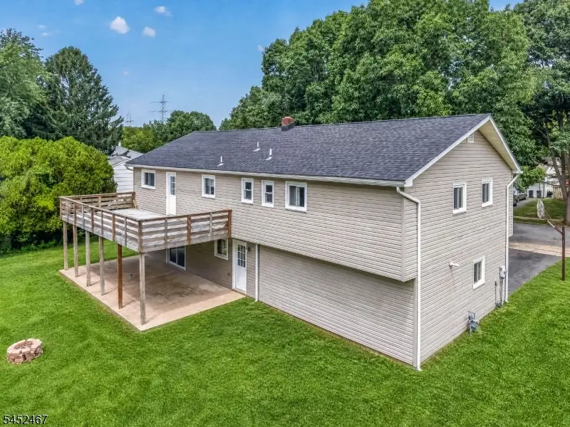 30 Wordsworth Ln, Lopatcong, NJ 08865 - #3