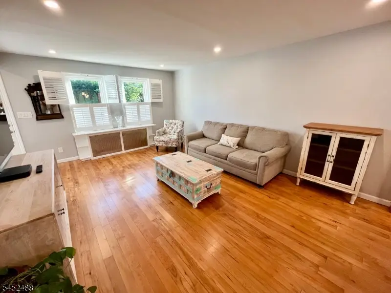 410 Lexington Ave, Cranford, NJ 07016 - #3