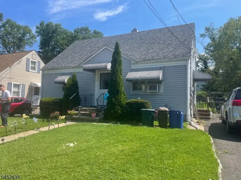 209 Linden Ave, Rahway, NJ 07065 - #1