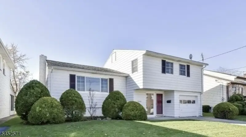 2462 Woodside Rd, Union, NJ 07083 - #2
